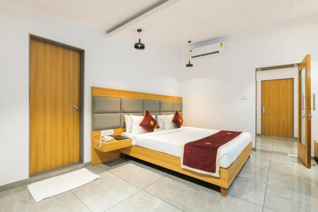 Gold Beach Villa ดามัน ภายนอก รูปภาพ