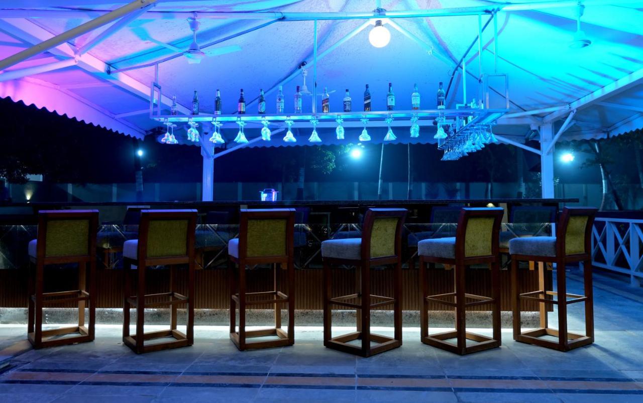 Gold Beach Villa ดามัน ภายนอก รูปภาพ