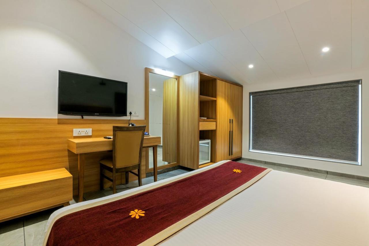 Gold Beach Villa ดามัน ภายนอก รูปภาพ